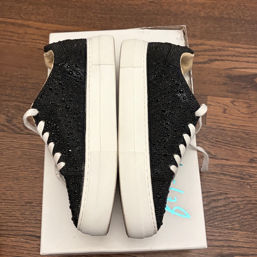 Betsey Johnson Sidny Sneaker Size 7.5 - Picture 2 of 8